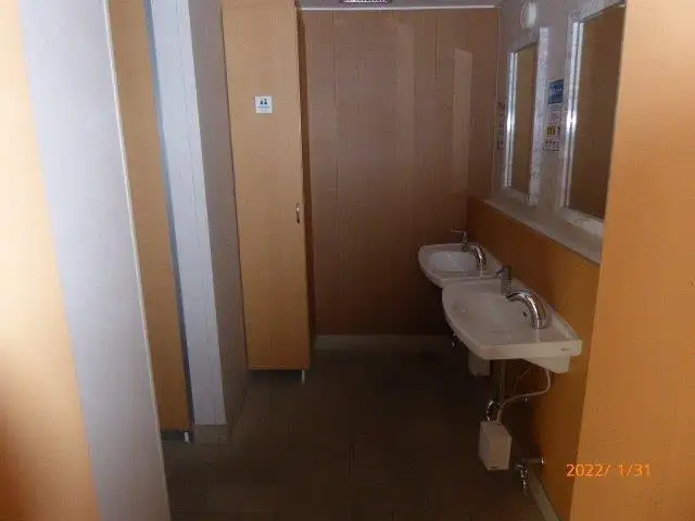 ଫେରୀ ଜାହାଜ ବିକ୍ରୟ ପାଇଁ