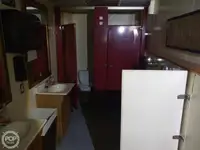କ୍ରୁଜ୍ ଜାହାଜ ବିକ୍ରୟ ପାଇଁ