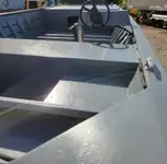 କାର୍ଯ୍ୟକାରୀ ନୌକା ବିକ୍ରୟ ପାଇଁ