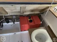 କ୍ରୁଜ୍ ଜାହାଜ ବିକ୍ରୟ ପାଇଁ