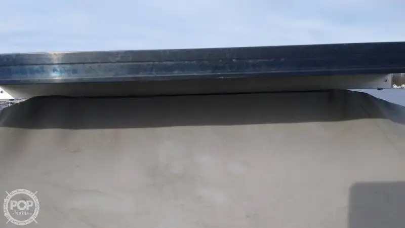 କଣ୍ଟେନର ଜାହାଜ ବିକ୍ରୟ ପାଇଁ