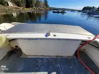 ମାଛ ପ୍ରକ୍ରିୟାକରଣ ନୌ ବିକ୍ରୟ ପାଇଁ