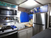 ସંଶୋଧନ ଜାହାଜ ବିକ୍ରୟ ପାଇଁ
