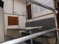 କ୍ରୁ ବୋଟ୍ ବିକ୍ରୟ ପାଇଁ
