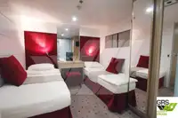 କ୍ରୁଜ୍ ଜାହାଜ ବିକ୍ରୟ ପାଇଁ