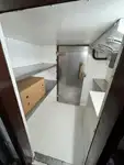 କଣ୍ଟେନର ଜାହାଜ ବିକ୍ରୟ ପାଇଁ