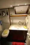 କ୍ରୁଜ୍ ଜାହାଜ ବିକ୍ରୟ ପାଇଁ