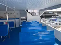କ୍ରୁଜ୍ ଜାହାଜ ବିକ୍ରୟ ପାଇଁ