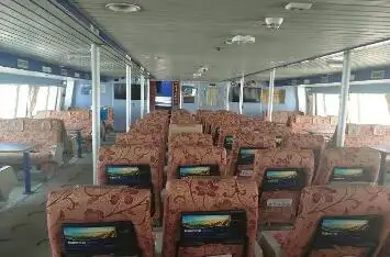 କ୍ରୁଜ୍ ଜାହାଜ ବିକ୍ରୟ ପାଇଁ