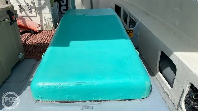 କ୍ରୁଜ୍ ଜାହାଜ ବିକ୍ରୟ ପାଇଁ