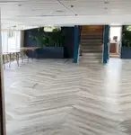 କ୍ରୁଜ୍‌ଫେରୀ ବିକ୍ରୟ ପାଇଁ