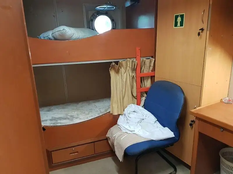 ଟୋବୋଟ୍ ବିକ୍ରୟ ପାଇଁ