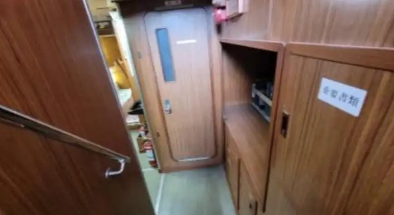ପାଟ୍ରୋଲ୍ ନୌକା ବିକ୍ରୟ ପାଇଁ