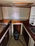 କ୍ରୁ ବୋଟ୍ ବିକ୍ରୟ ପାଇଁ
