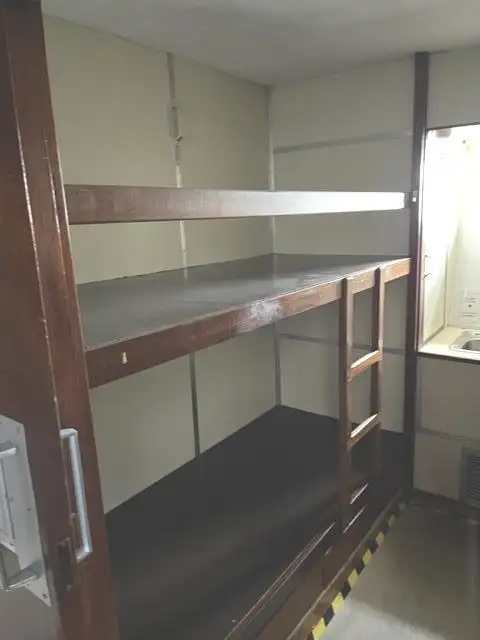 ଆବାସ ବାର୍ଜ୍ ବିକ୍ରୟ ପାଇଁ