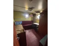 ଟଗବୋଟ୍ ବିକ୍ରୟ ପାଇଁ