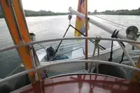 କ୍ରୁଜ୍ ଜାହାଜ ବିକ୍ରୟ ପାଇଁ