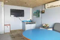 କ୍ରୁଜ୍ ଜାହାଜ ବିକ୍ରୟ ପାଇଁ