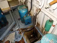କାର୍ଯ୍ୟକାରୀ ନୌକା ବିକ୍ରୟ ପାଇଁ