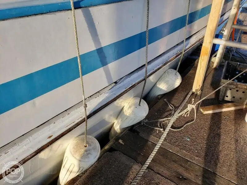 ଫେରୀ ଜାହାଜ ବିକ୍ରୟ ପାଇଁ