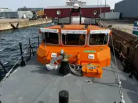 କ୍ରୁ ବୋଟ୍ ବିକ୍ରୟ ପାଇଁ