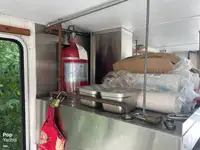 କାଟାମାରାନ୍ ବିକ୍ରୟ ପାଇଁ