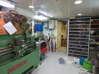 ପର୍ସ ସେନେର ବିକ୍ରୟ ପାଇଁ