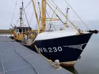 Trawler ବିକ୍ରୟ ପାଇଁ