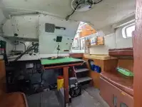 କାର୍ଯ୍ୟକାରୀ ନୌକା ବିକ୍ରୟ ପାଇଁ