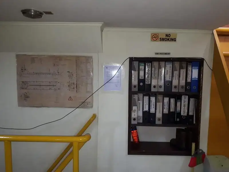 ତୈଳ/ରସାୟନିକ ଟ୍ୟାଙ୍କର ବିକ୍ରୟ ପାଇଁ