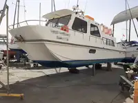 କ୍ରୁ ବୋଟ୍ ବିକ୍ରୟ ପାଇଁ