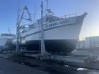 Trawler ବିକ୍ରୟ ପାଇଁ