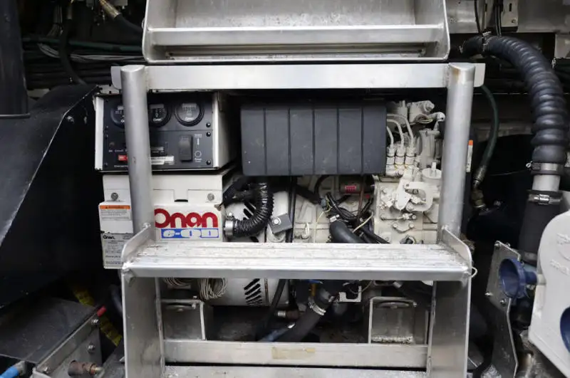 ବଞ୍ଚାଉ ଜାହାଜ ବିକ୍ରୟ ପାଇଁ