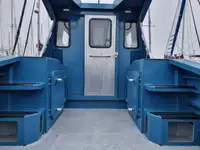 କଣ୍ଟେନର ଜାହାଜ ବିକ୍ରୟ ପାଇଁ