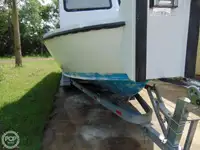 ପାଟ୍ରୋଲ୍ ନୌକା ବିକ୍ରୟ ପାଇଁ