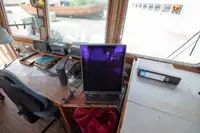 ପାଟ୍ରୋଲ୍ ନୌକା ବିକ୍ରୟ ପାଇଁ