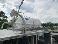 କ୍ରୁ ବୋଟ୍ ବିକ୍ରୟ ପାଇଁ
