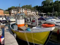 Trawler ବିକ୍ରୟ ପାଇଁ