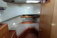 କାର୍ଯ୍ୟକାରୀ ନୌକା ବିକ୍ରୟ ପାଇଁ