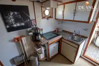 ପାଟ୍ରୋଲ୍ ନୌକା ବିକ୍ରୟ ପାଇଁ