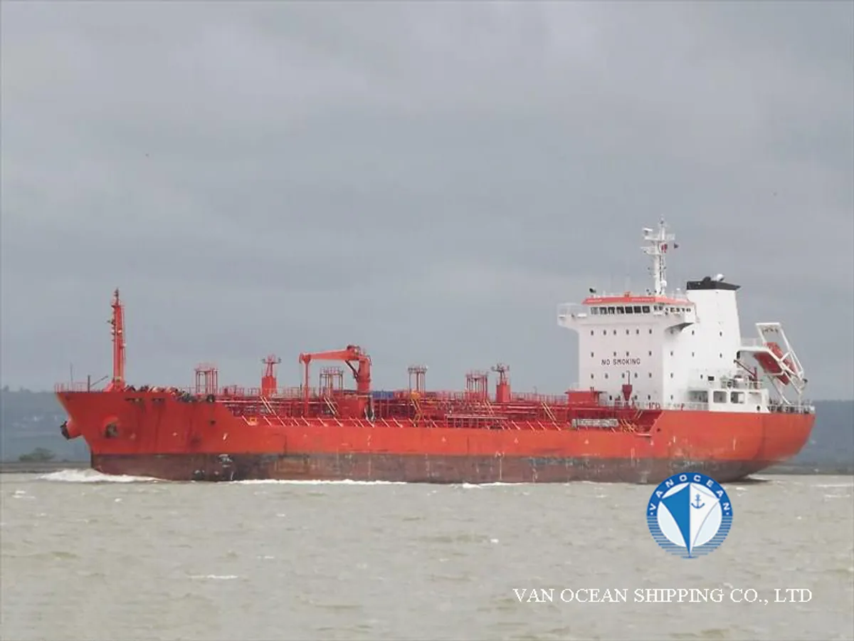 ତୈଳ/ରସାୟନିକ ଟ୍ୟାଙ୍କର ବିକ୍ରୟ ପାଇଁ