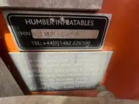 କାର୍ଯ୍ୟକାରୀ ନୌକା ବିକ୍ରୟ ପାଇଁ