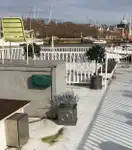 କ୍ରୁଜ୍‌ଫେରୀ ବିକ୍ରୟ ପାଇଁ