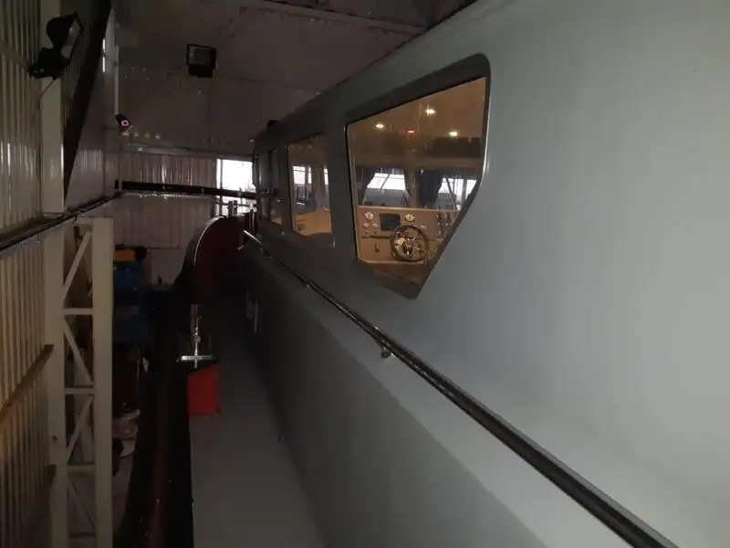 କାର୍ଯ୍ୟକାରୀ ନୌକା ବିକ୍ରୟ ପାଇଁ