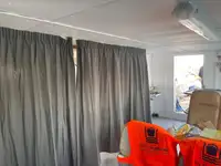 କଣ୍ଟେନର ଜାହାଜ ବିକ୍ରୟ ପାଇଁ