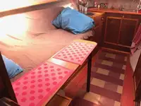 ଟଗବୋଟ୍ ବିକ୍ରୟ ପାଇଁ
