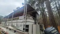 କ୍ରୁଜ୍ ଜାହାଜ ବିକ୍ରୟ ପାଇଁ