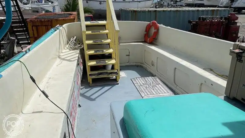 କ୍ରୁଜ୍ ଜାହାଜ ବିକ୍ରୟ ପାଇଁ