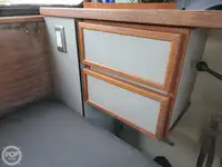ଲାଇଫବୋଟ୍ ବିକ୍ରୟ ପାଇଁ
