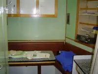 କାର୍ଯ୍ୟକାରୀ ନୌକା ବିକ୍ରୟ ପାଇଁ